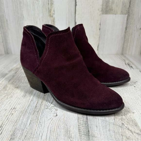 Steve Madden Adelphie Cut Out Burgundy Suede Ankle Boots #457 - Picture 5 of 10